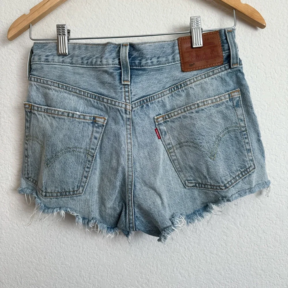 Levi's Premium 501 High Rise‎ Waveline Denim Shorts GUC 26